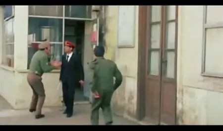 אב חורג אונס את בתו ואת סרטי סקס זקנות חינם אמו.