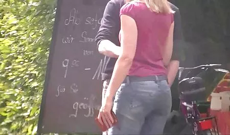 הילד סרטי פורנו לצפייה ישירה בחינם הזה יהיה אמא וסבתא