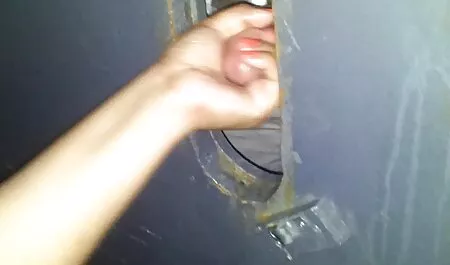 אחות יפה היא מתנה סרטי קס חינם לאח.