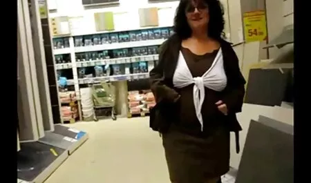 שיזוף סרטי הסקס של ניקול יפהפה מתקלח