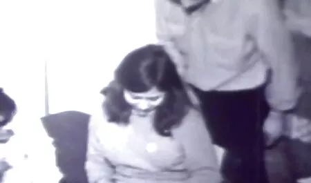 אחות צוחקת ובננות סרטי סקס חינם מלאים