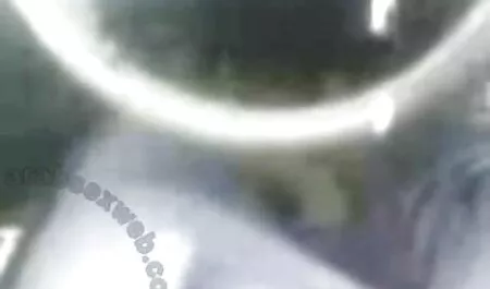 הילדה הייתה ספוגה ברחוב שהבעל הזמין אותה, והייתי צריך לשלם סרטים פונוגרפים ישראלים על טוב לב