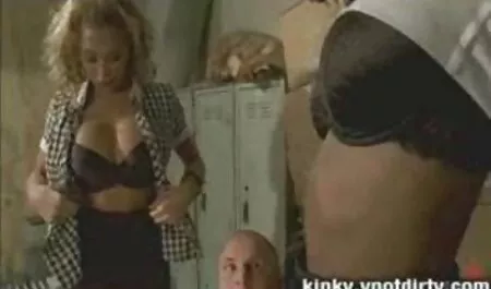 מותח אנאלי בלונדיני על ידי סרטים ארוטים בחינם זין גדול